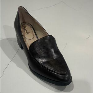 Life Stride Black Leather Women's Loafers